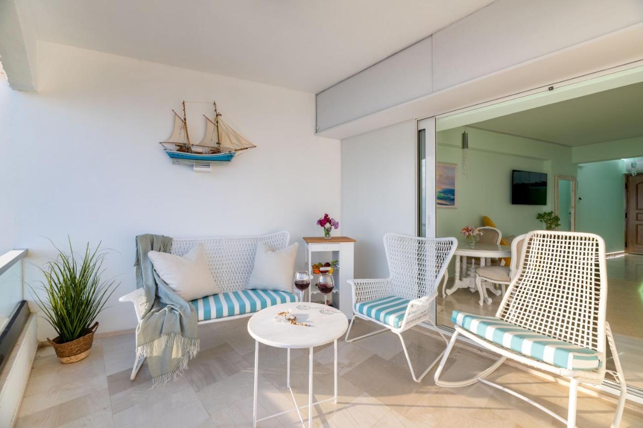 Lydia'S Luxury Apartment ลูตรากี ภายนอก รูปภาพ